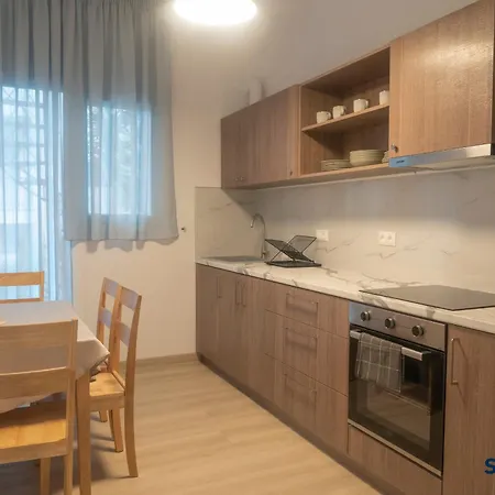 Rest In Style Apartment *