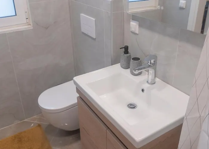 Rest In Style Apartment *